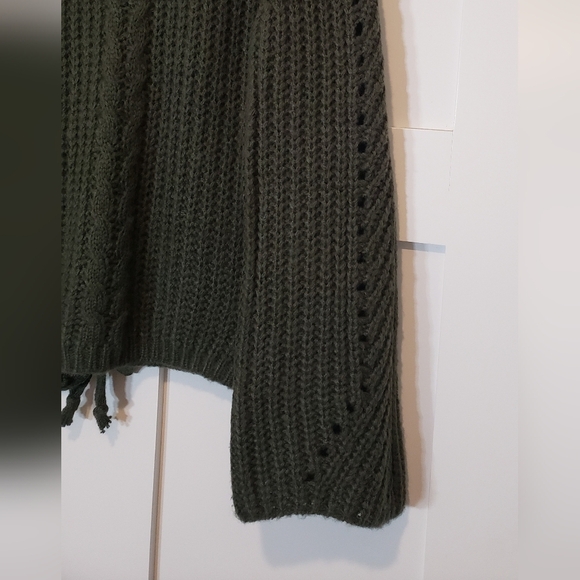 ARIANNA By Howard's Chunky Knit Olive Green Sweater Criss Cross Back Siz… - Picture 7 of 12